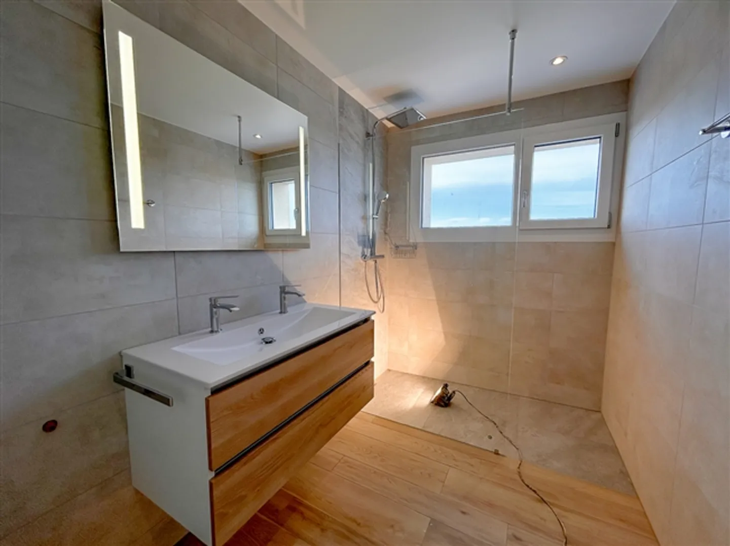 Dépôt à louer à Mézières (Romont) – avec appartement de 3,5 pièces au 2ème étage - Photo 14 sur 20