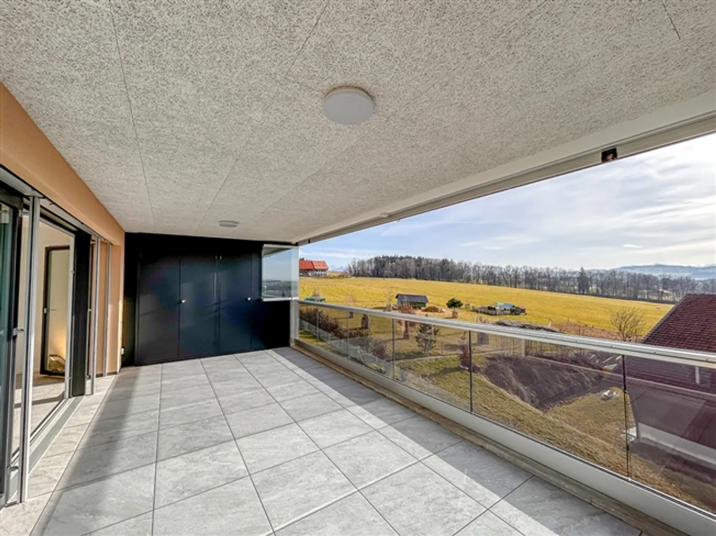 Dépôt à louer à Mézières (Romont) – avec appartement de 3,5 pièces au 2ème étage - Photo 11 sur 20