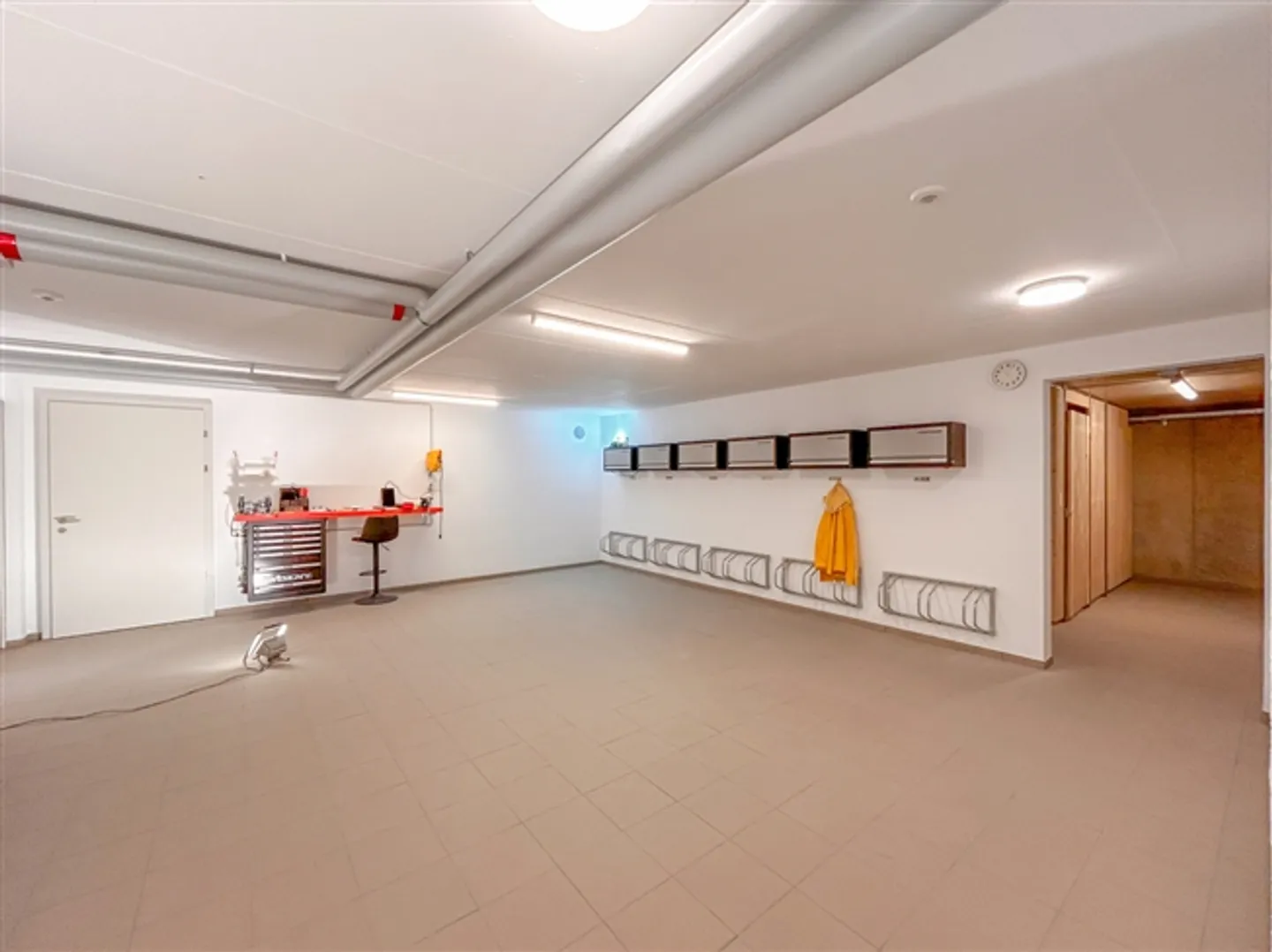 Dépôt à louer à Mézières (Romont) – avec appartement de 3,5 pièces au 2ème étage - Photo 19 sur 20