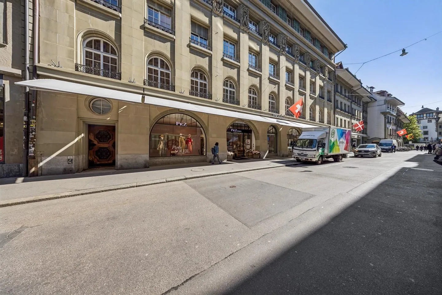 Office space with over 600m² of usable area in the city center - Photo 1 of 13