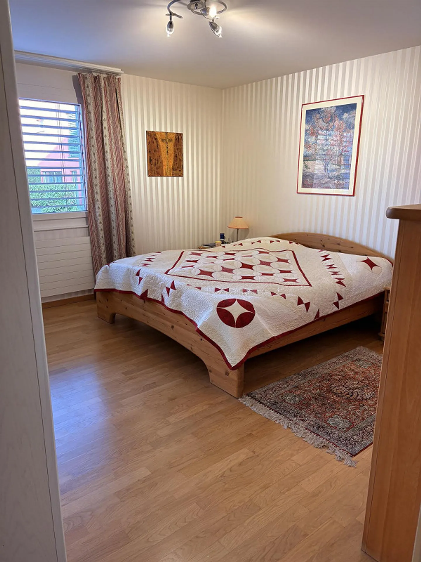 Appartement lumineux de 4,5 pièces dans un quartier calme à Steinhausen - Photo 13 sur 16