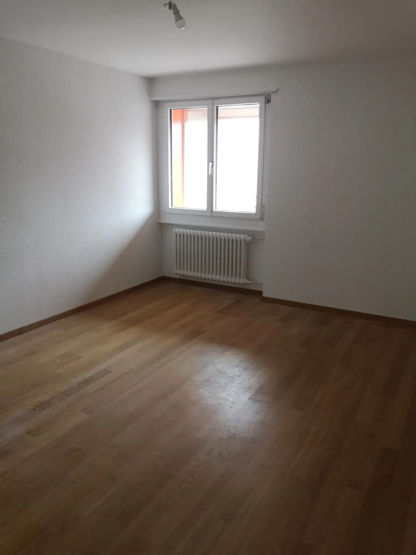 Charming 3-Room Apartment - Photo 2 of 7