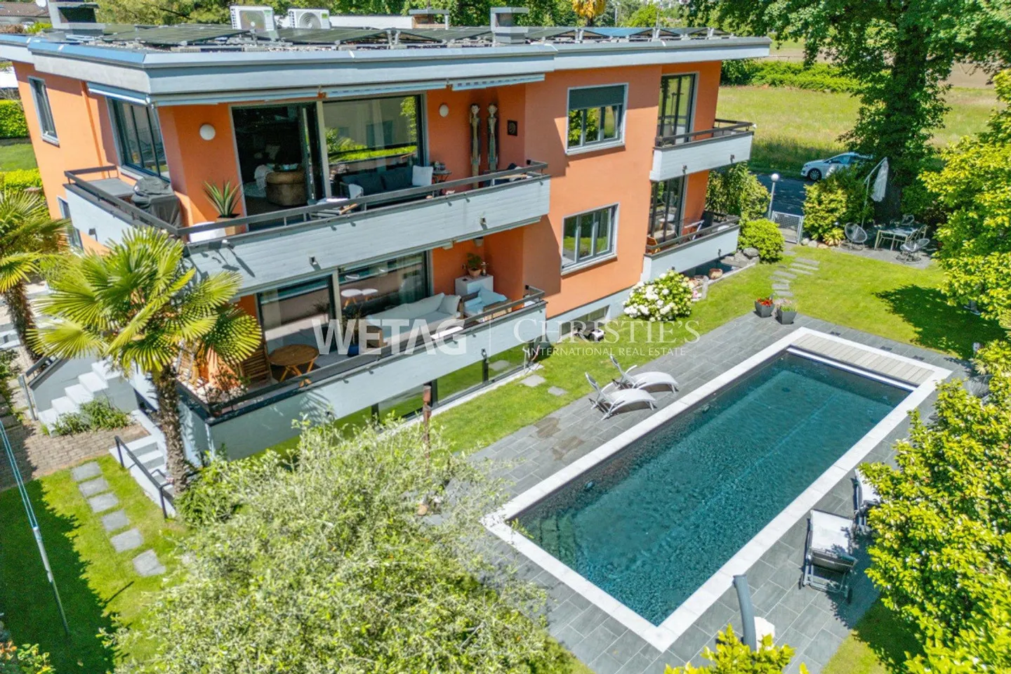 Elegantes Attikageschoss mit Terrasse - Foto 1 von 9