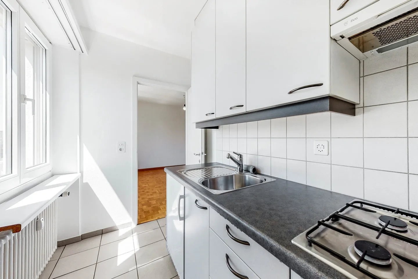 Studio accogliente in posizione privilegiata - Foto 3 di 4