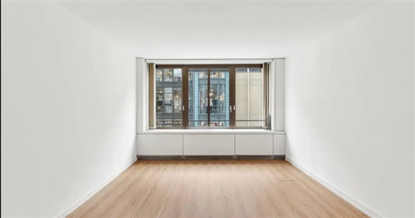 Bureau à louer - Photo 6 sur 7