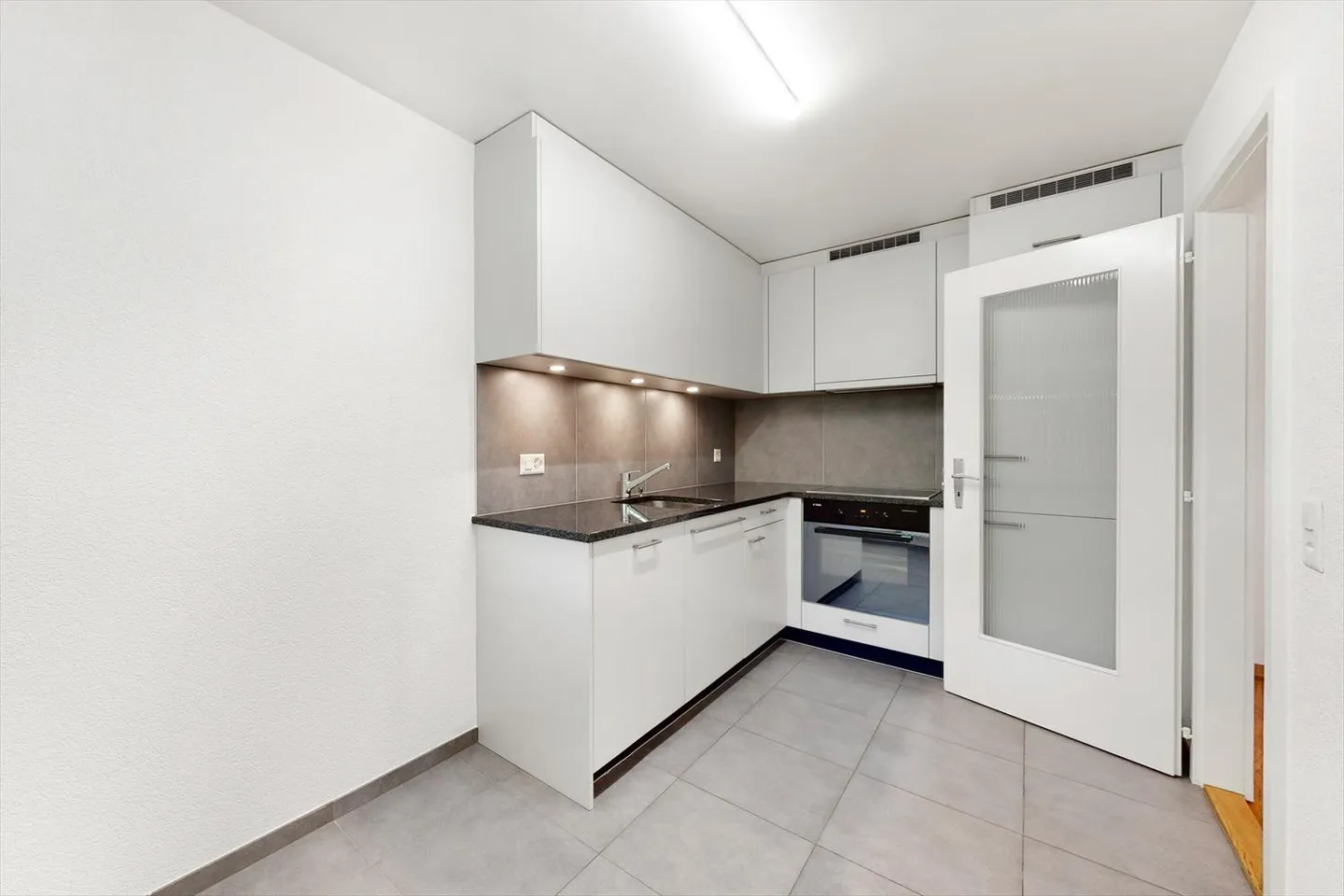Appartamento in affitto - Foto 4 di 7