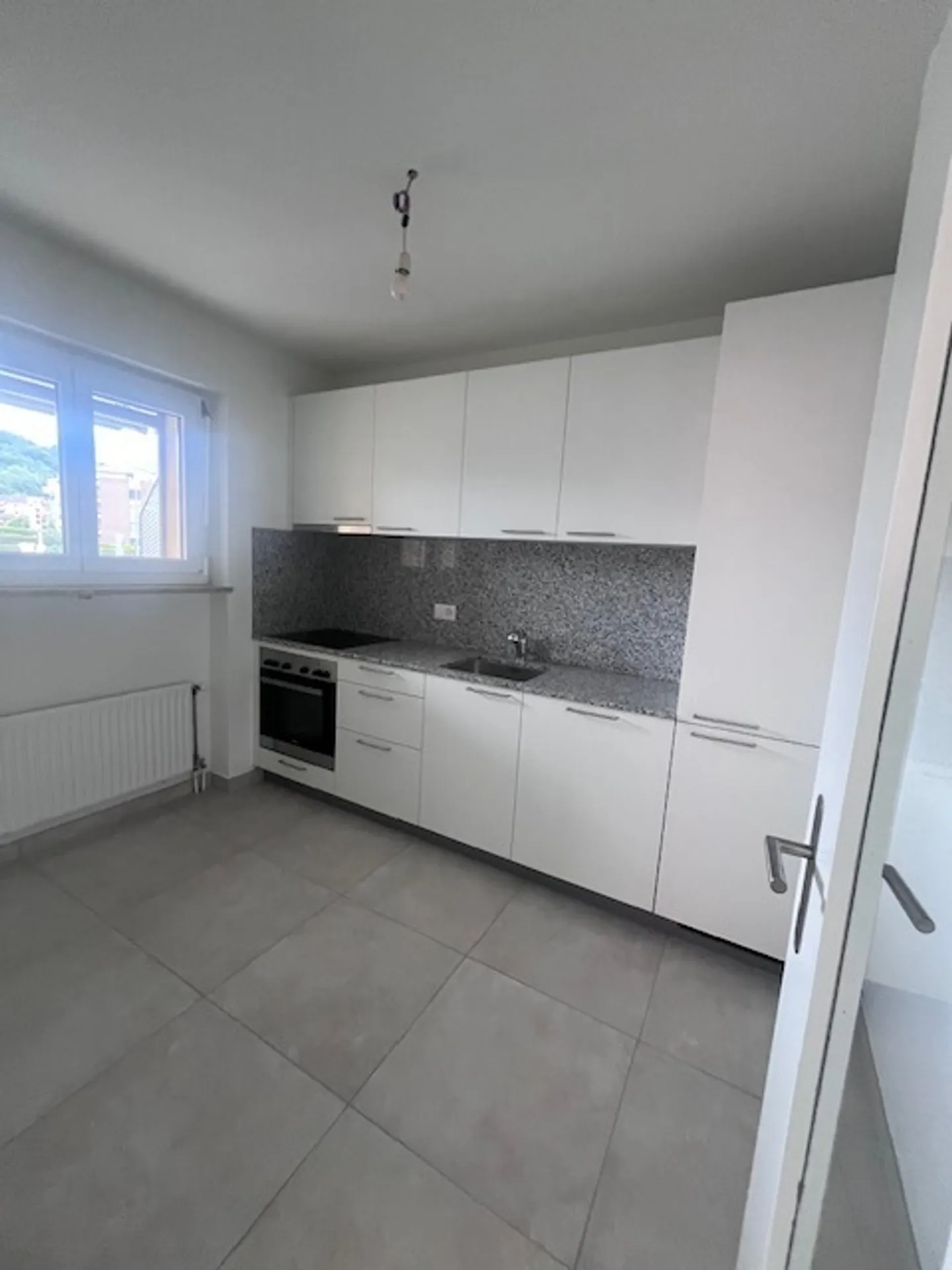 Appartamento spazioso ad Ascona - Foto 3 di 8