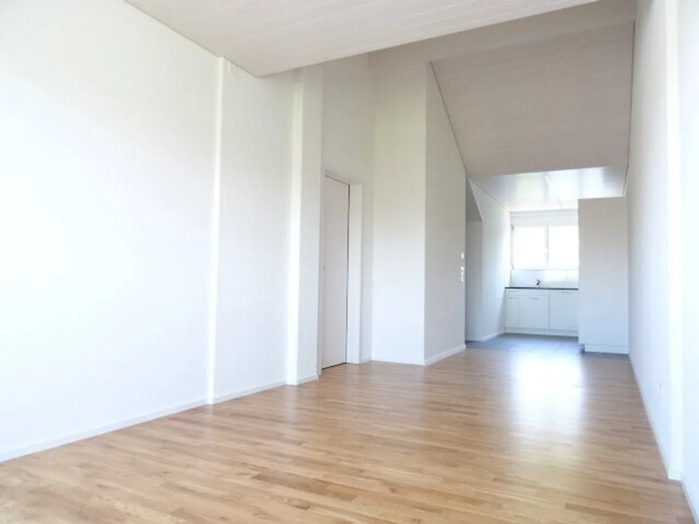 Appartement moderne 2.5 pièces au dernier étage / 4ème étage de 51 m² - Photo 6 sur 8