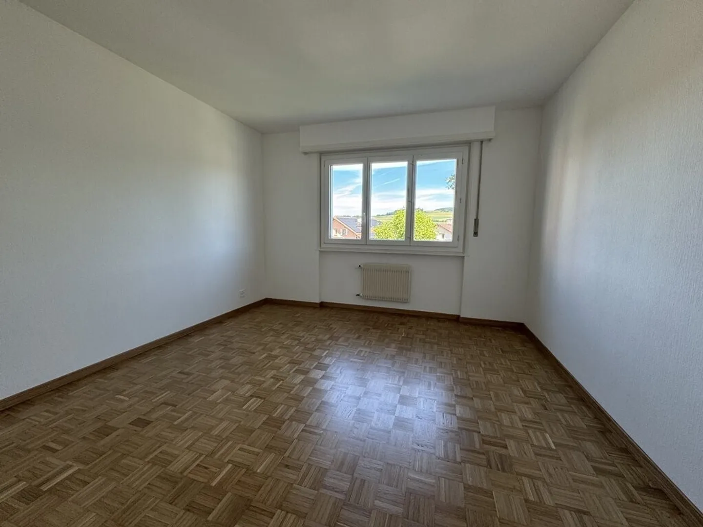 Appartement lumineux avec balcon - Photo 4 sur 8