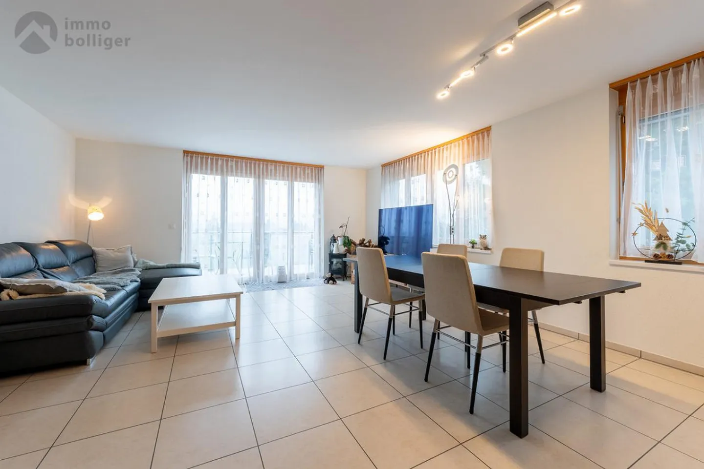 Maison bifamiliale avec un certain je ne sais quoi! - Photo 10 sur 16