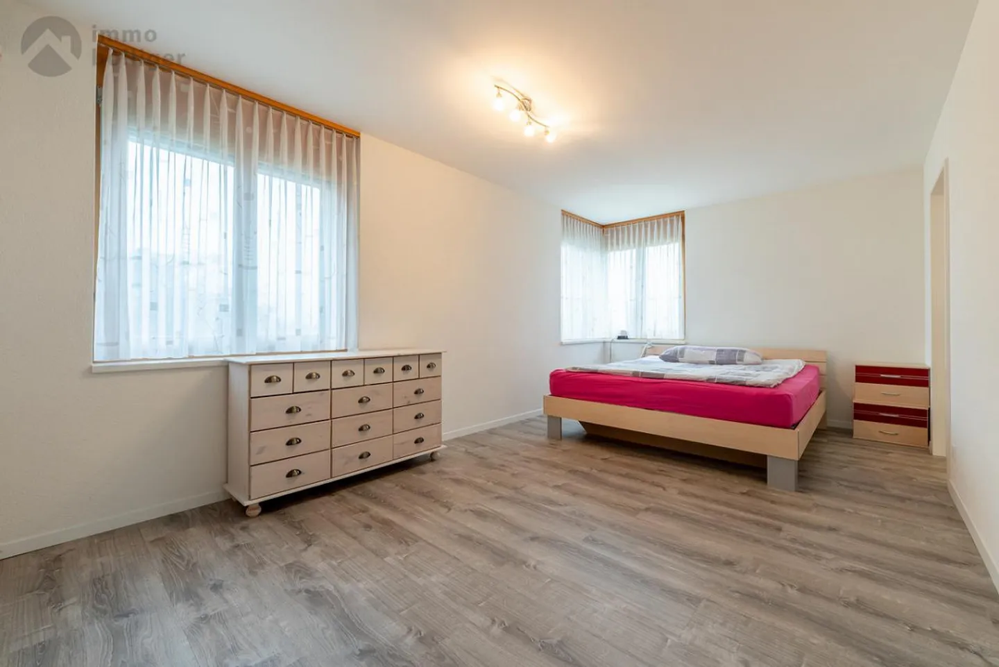 Maison bifamiliale avec un certain je ne sais quoi! - Photo 14 sur 16