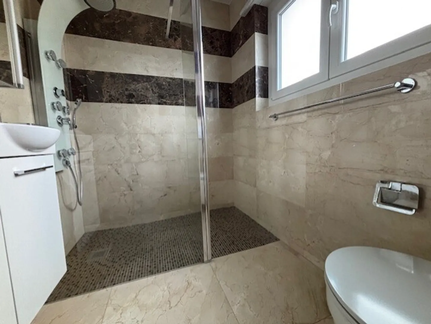 Courtételle apartment with 3.5 rooms for rent - Photo 7 of 8