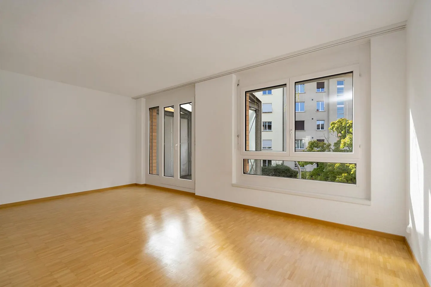 Charming Maisonette Apartment in Central Location in Bern - Photo 6 of 13