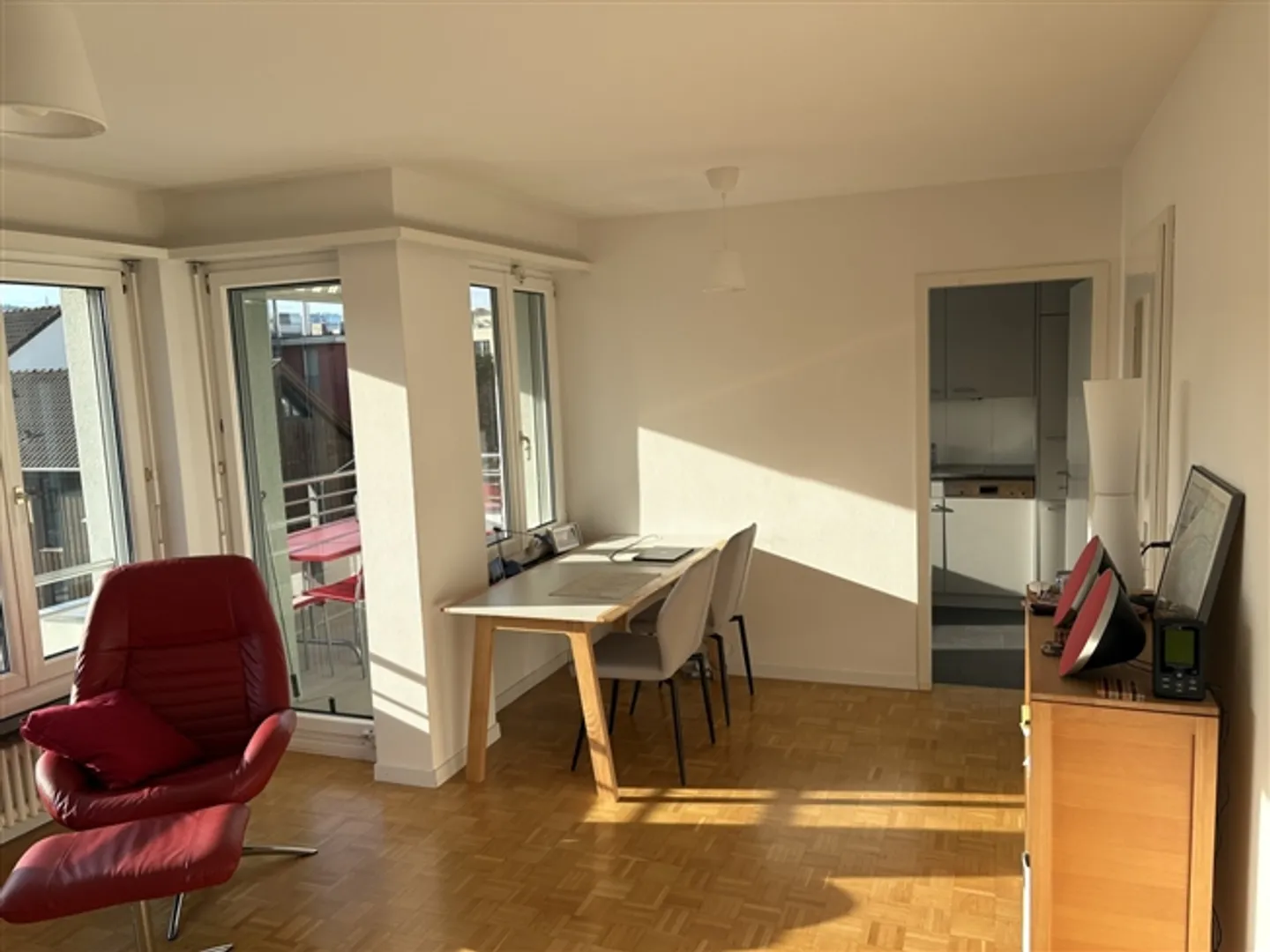 Möblierte Wohnung in Meilen - Foto 2 von 8