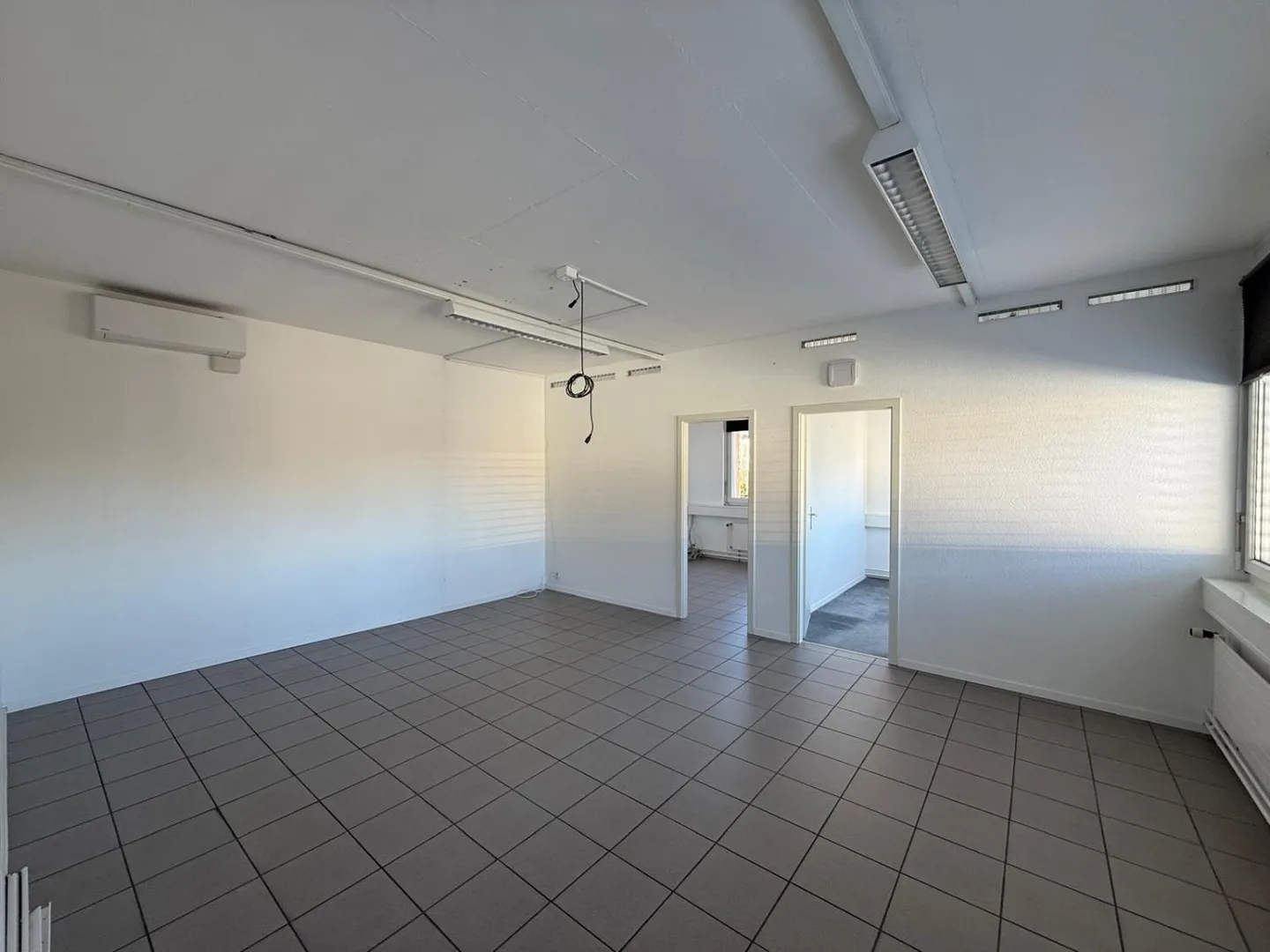 Büro 4 Zimmer - Foto 12 von 13