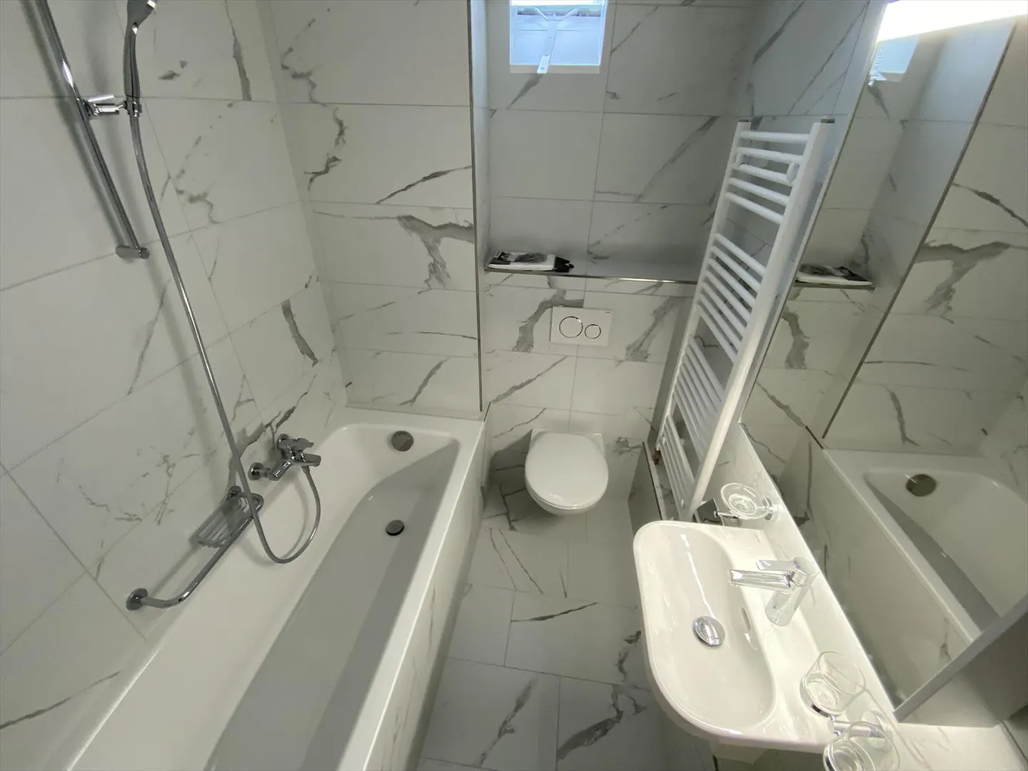 Wohngebäude - Foto 9 von 17