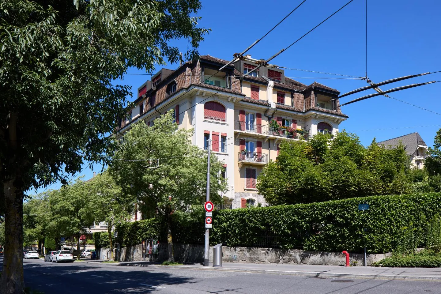 Appartement Charmant Près du Parc - Photo 3 sur 4