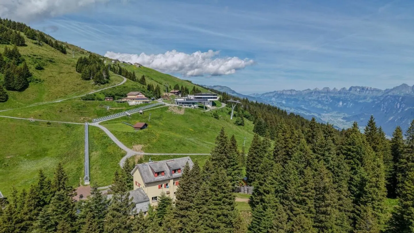 Rare opportunity in the Pizol area - established group and holiday house - Photo 19 of 20