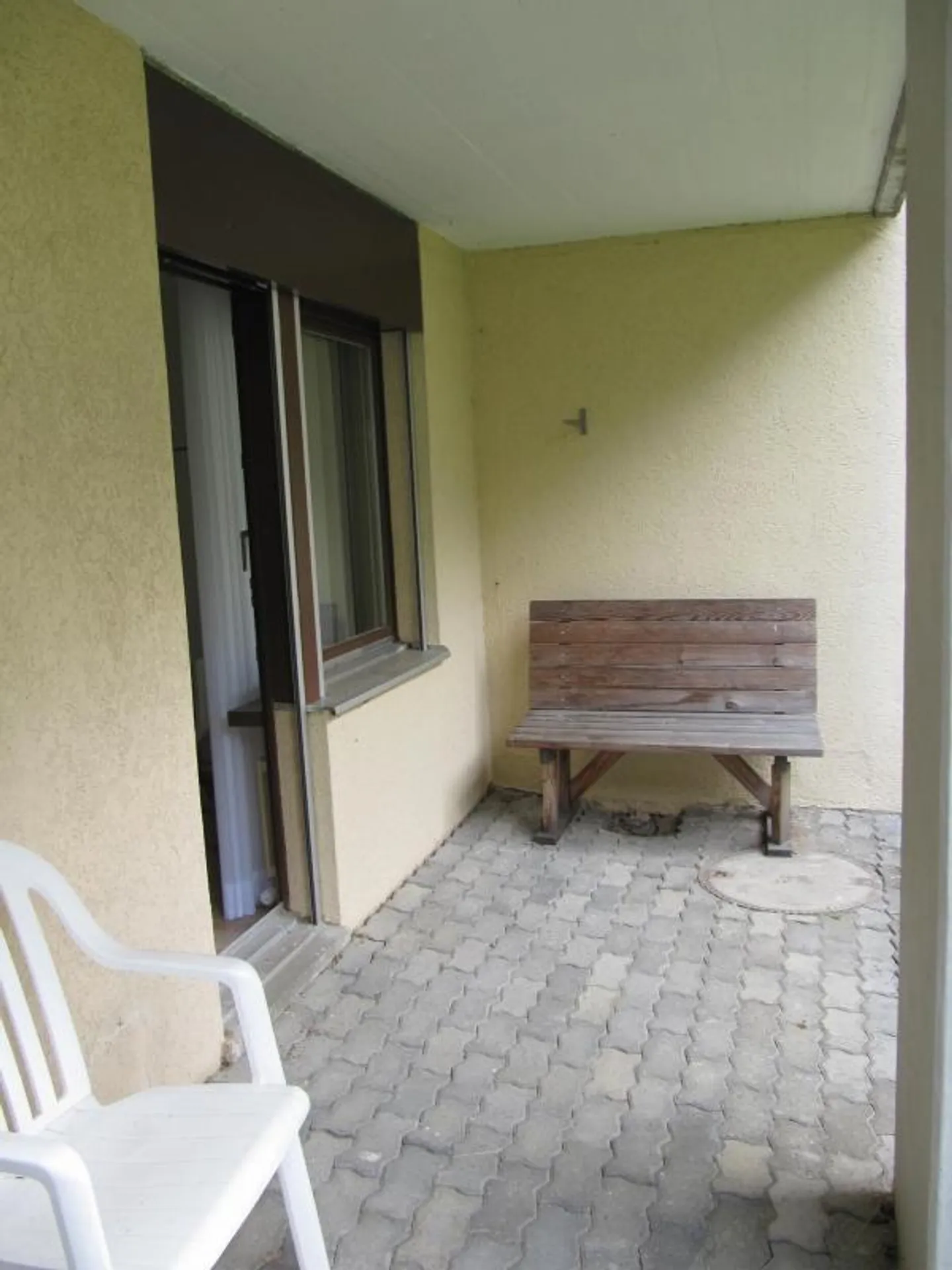 Möbliertes Zimmer mit Terrasse - Foto 2 von 5