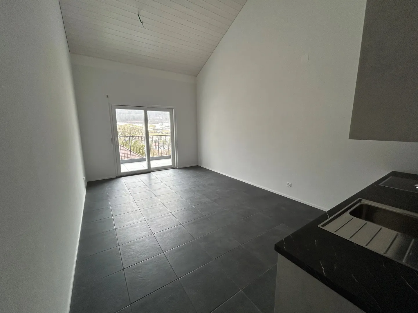 Studio Incantevole con Balcone - Foto 4 di 11