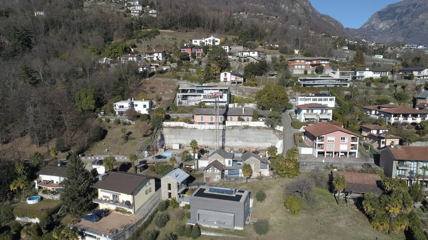 4.5 con giardino NUOVO Minusio vista lago - Foto 1 di 7