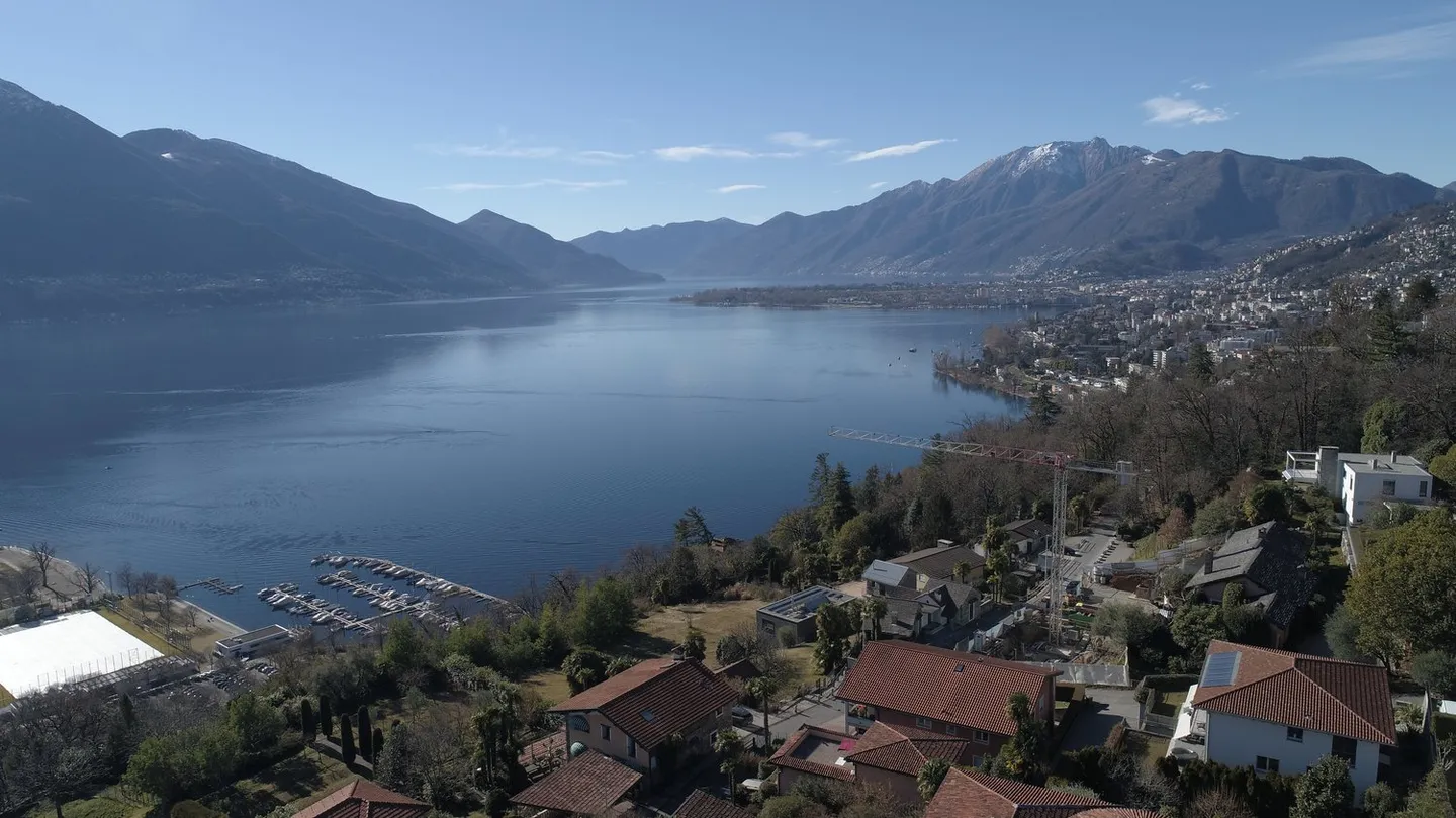 4.5 con giardino NUOVO Minusio vista lago - Foto 3 di 7