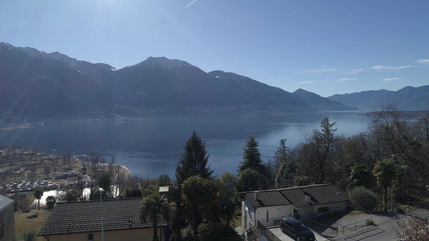 4.5 con giardino NUOVO Minusio vista lago - Foto 4 di 7