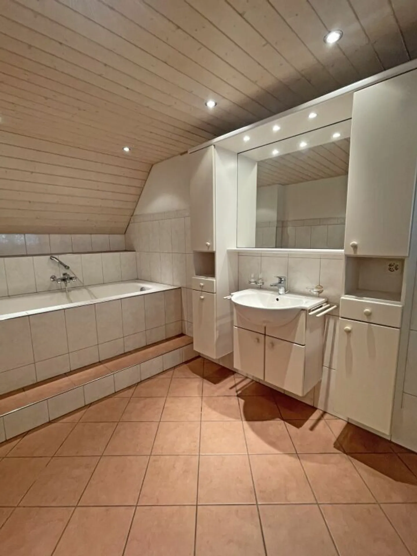 Charming Renovated Farmhouse - Photo 18 of 24