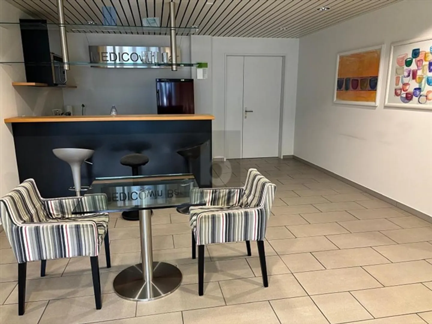 Geräumiges Büro mit modernen Annehmlichkeiten - Foto 4 von 6