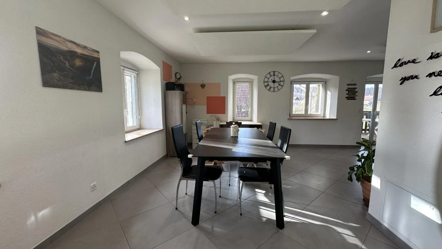 Ferme Rénovée avec Potentiel - Photo 5 sur 13