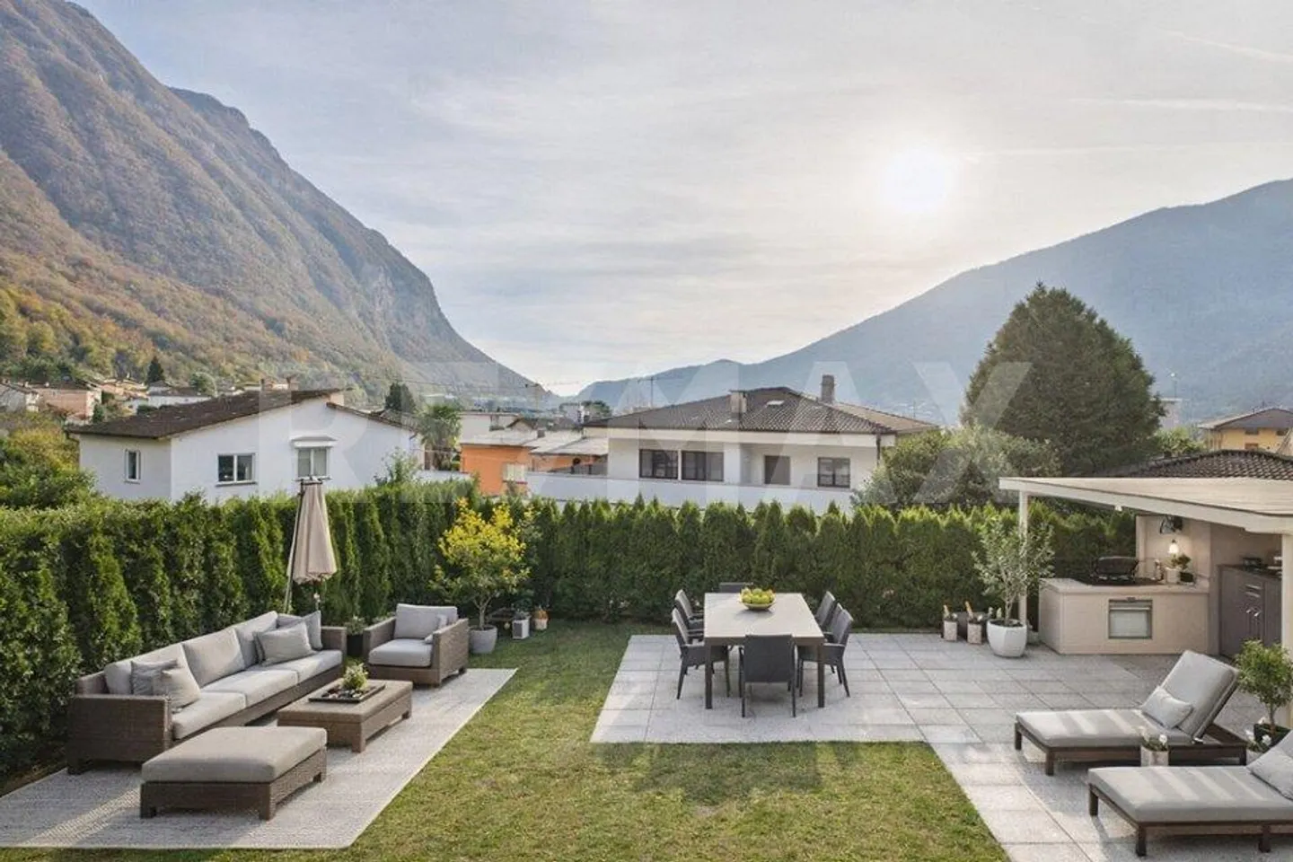 Villa Elegante a Melano - Foto 2 di 13