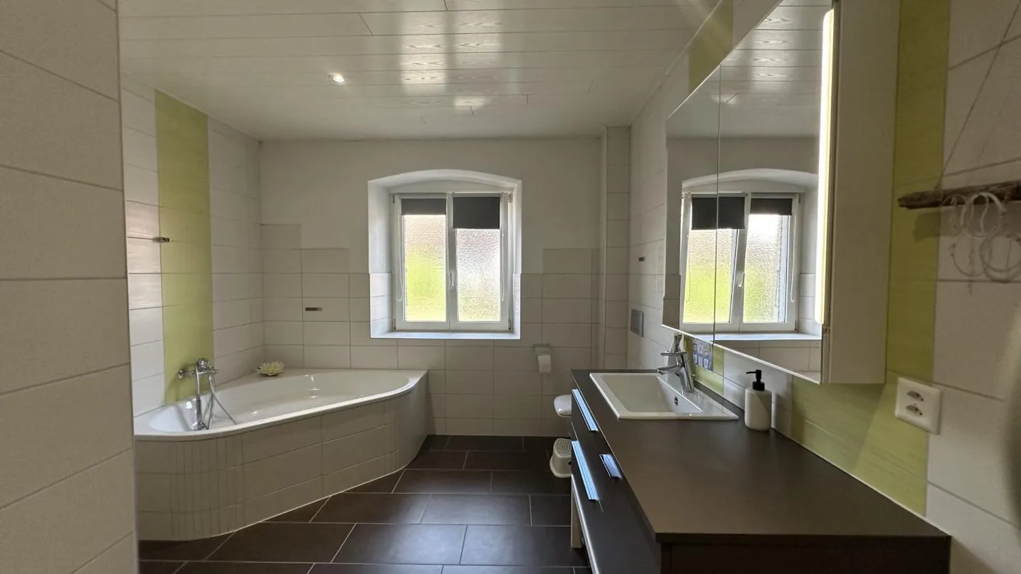 Ferme Rénovée avec Potentiel - Photo 10 sur 13