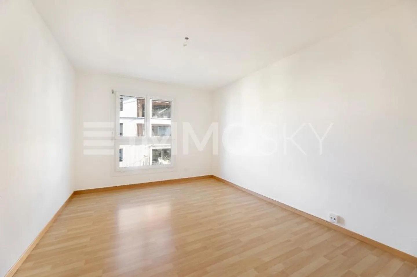 Dove il percorso scolastico è breve e la città è vicina - Foto 5 di 5