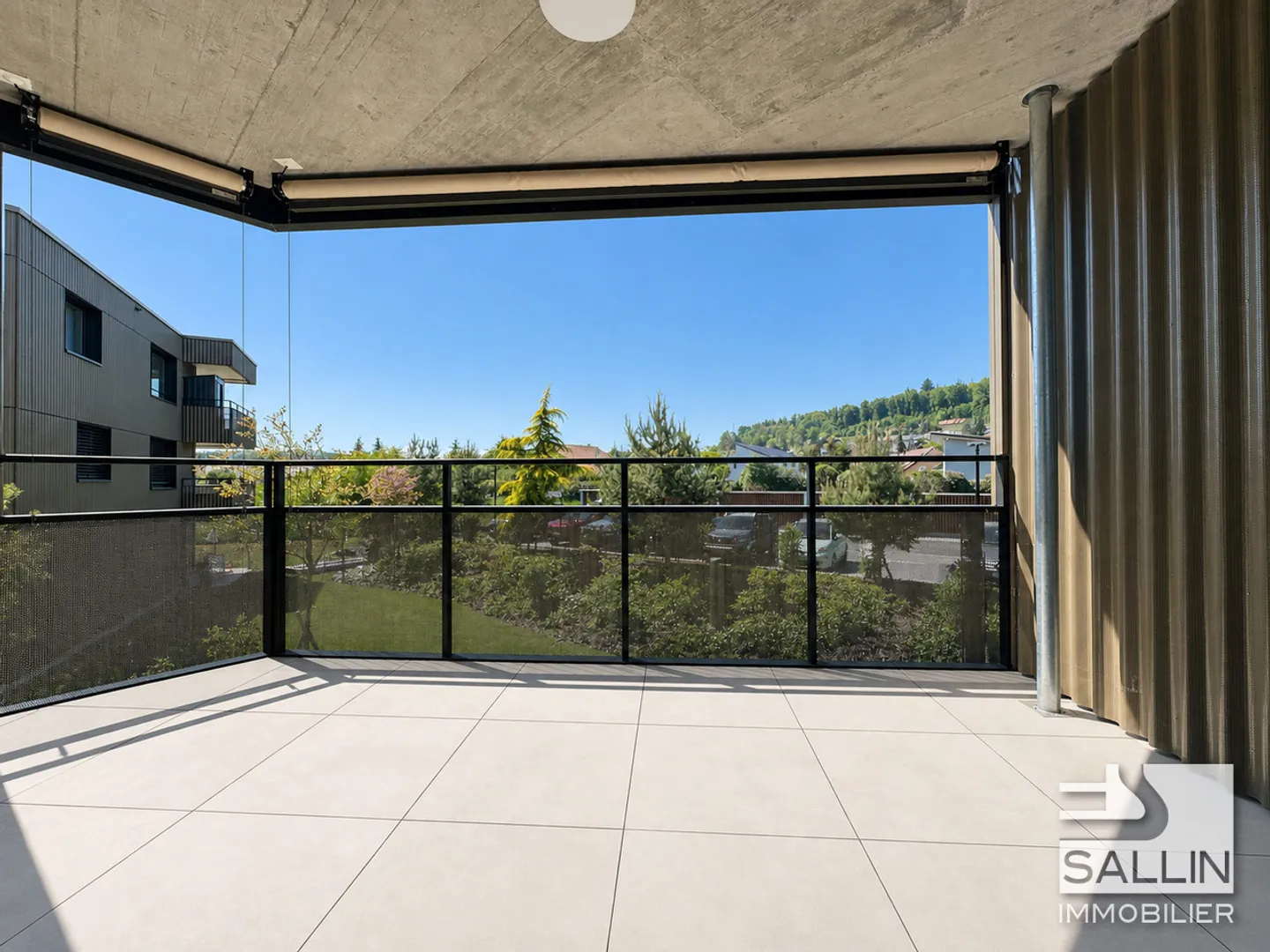 Charming Apartment in Matran - Photo 5 of 6