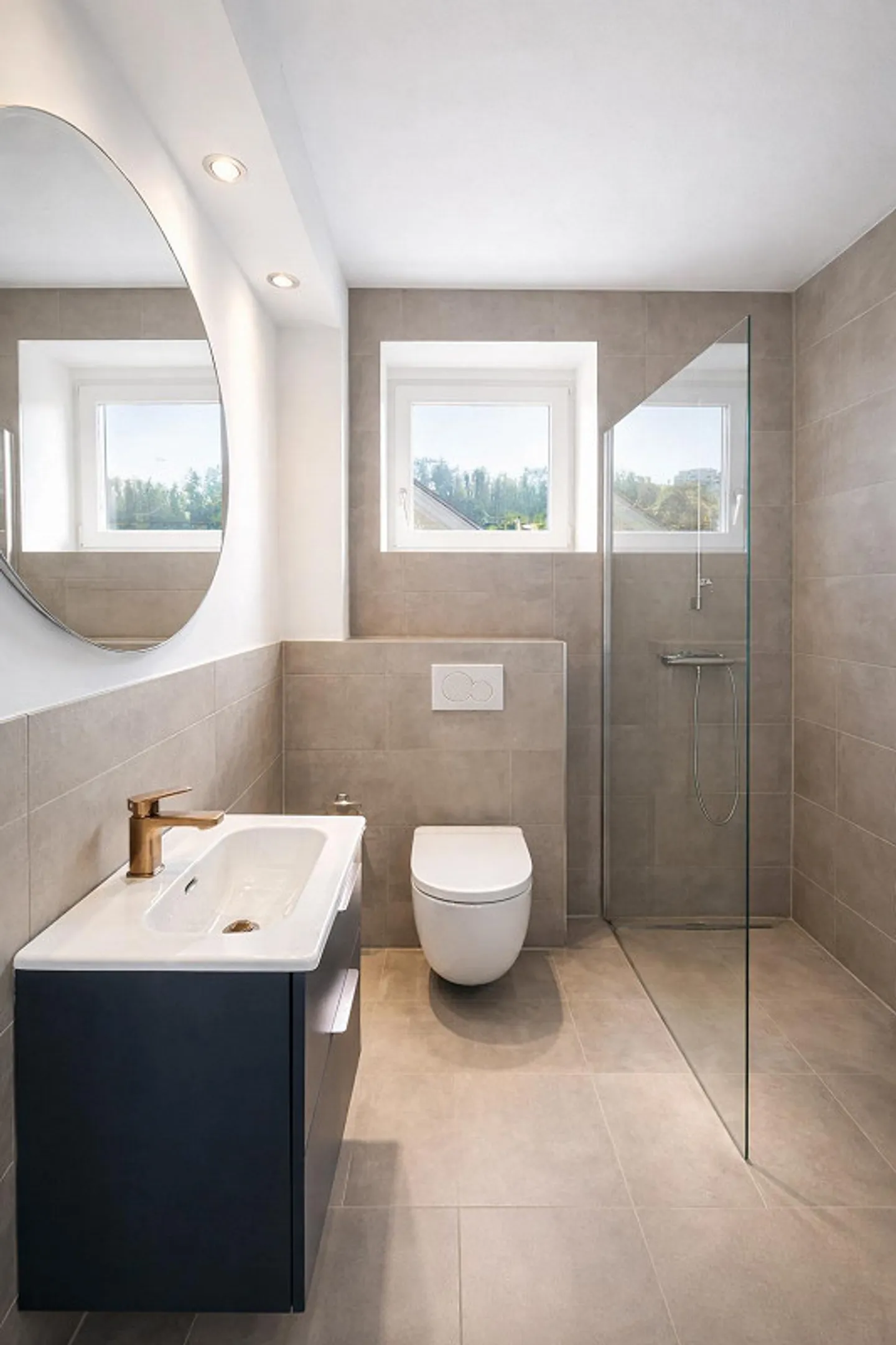 Stylish furnished 3.5 room apartment in a central location in Baden - Photo 2 of 5