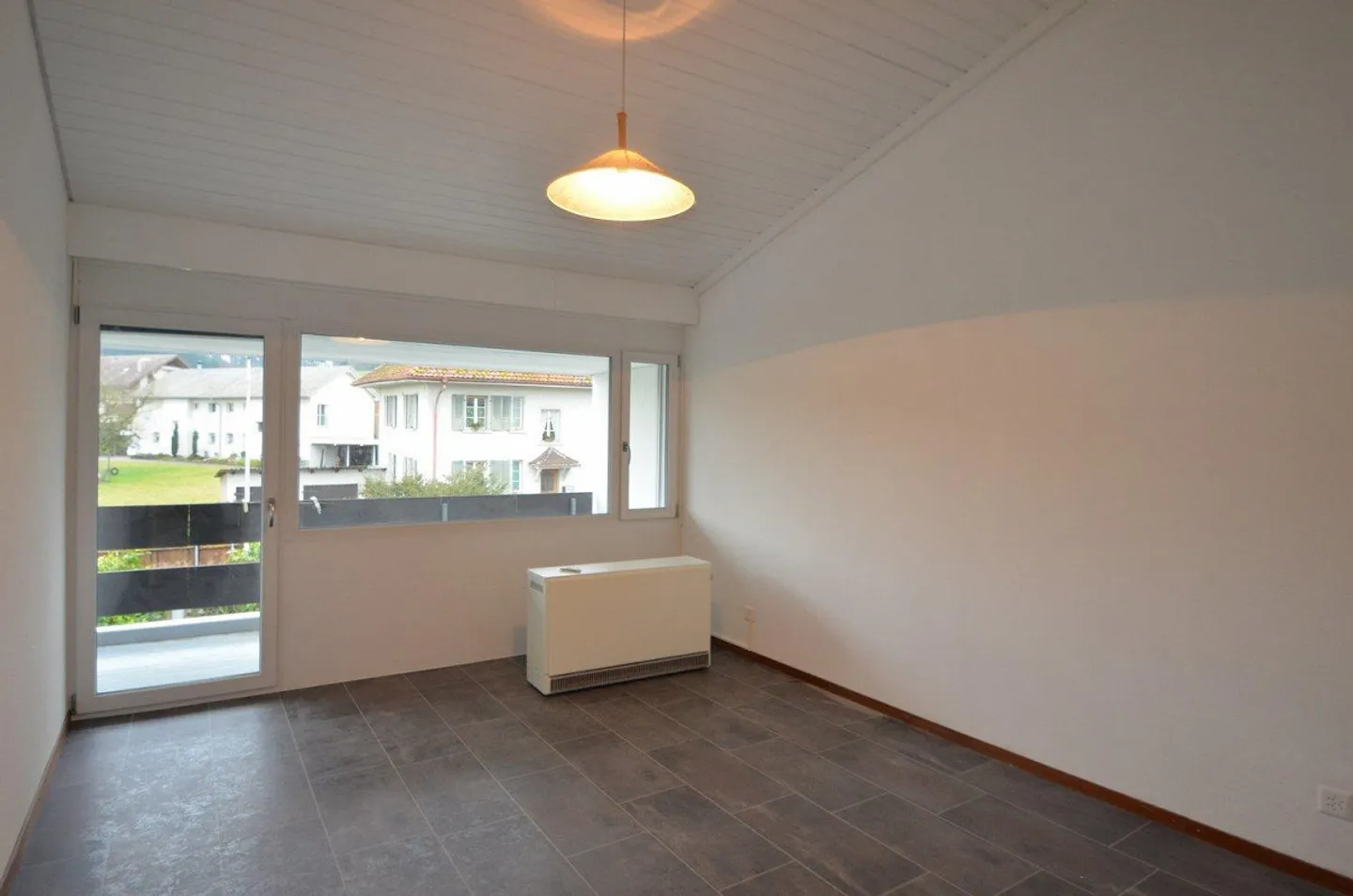 Maison de ville moderne dans un quartier familial - Photo 9 sur 11