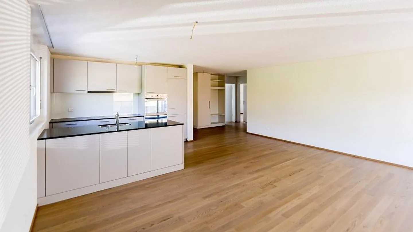 3.5 Room Apartment in Oberbipp - Photo 1 of 8