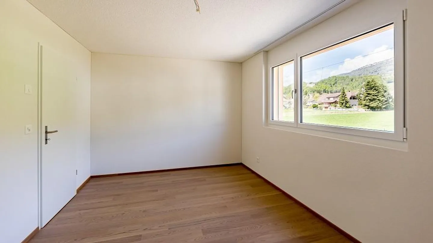 3.5 Room Apartment in Oberbipp - Photo 4 of 8