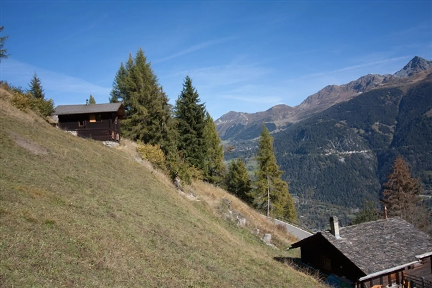 Holiday home for second residence - Photo 2 of 9