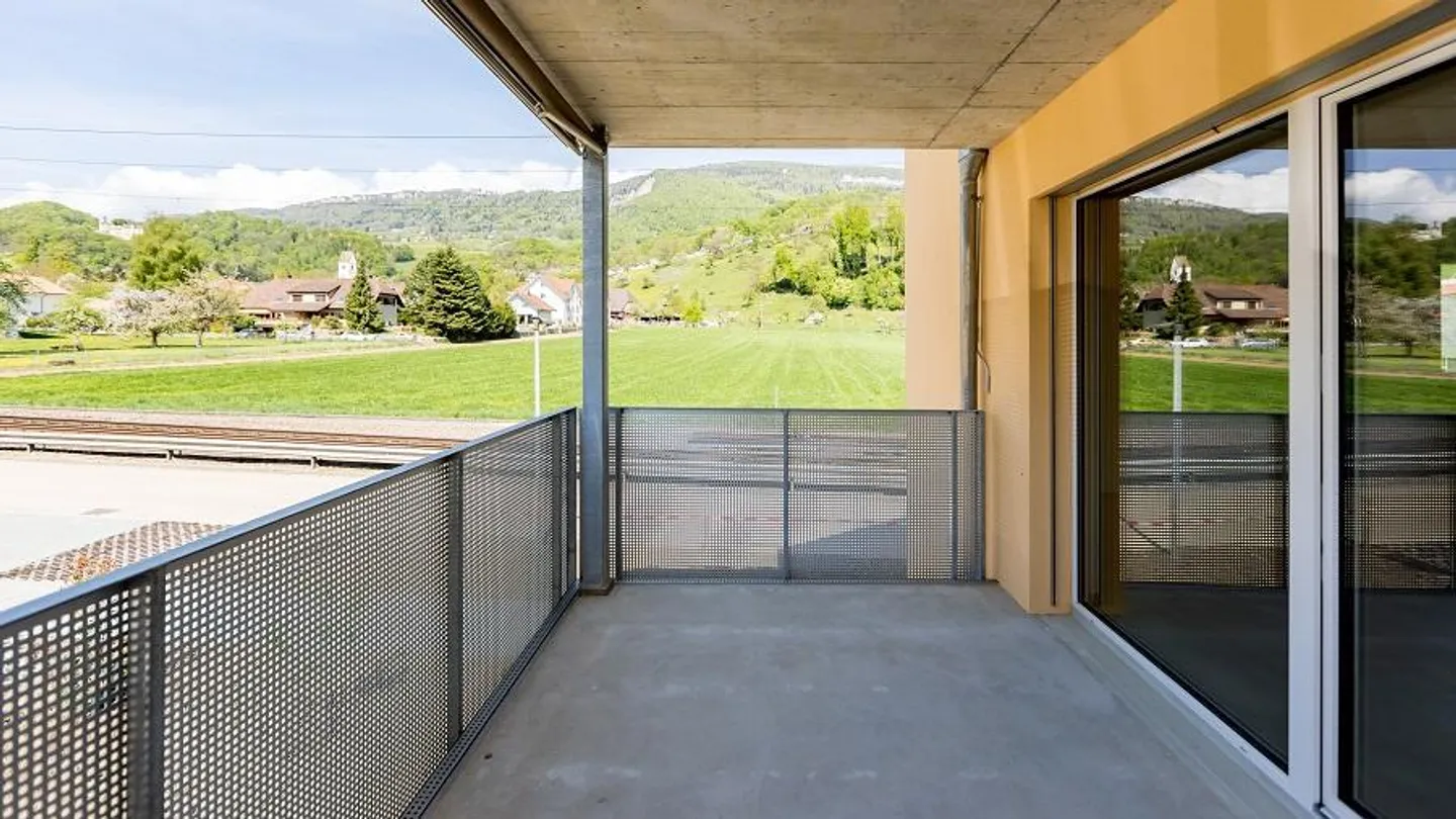 3.5 Room Apartment in Oberbipp - Photo 7 of 8