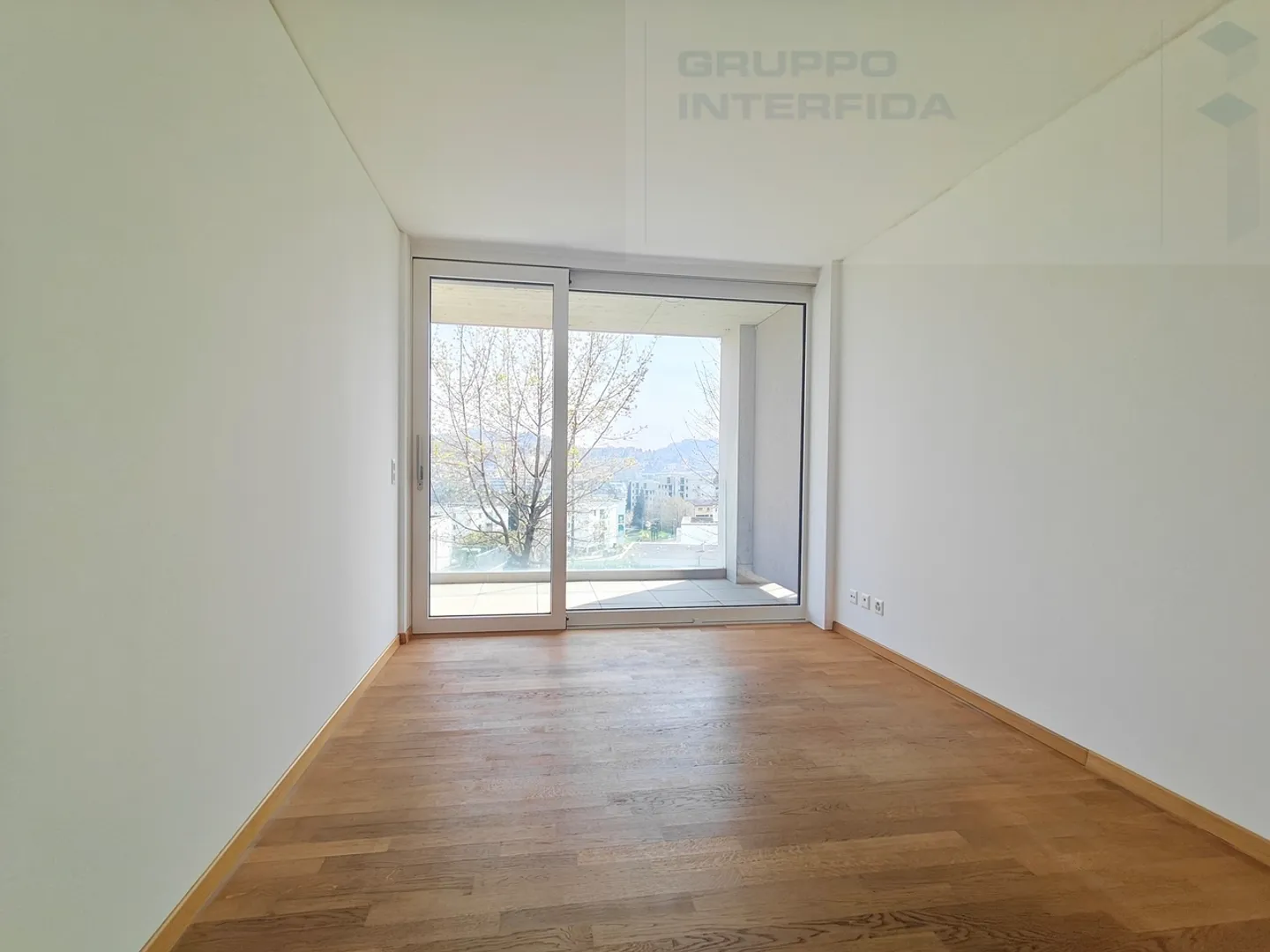 MODERNES WOHNUNG 3.5 ZIMMER MIT TERRASSE - Foto 7 von 9