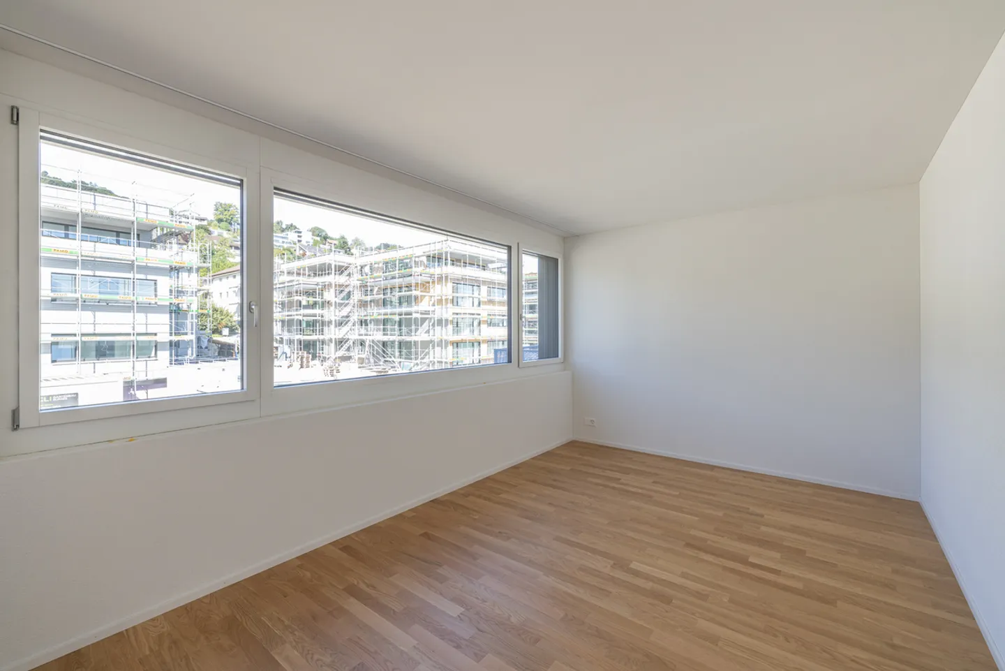 Hochwertige 3.5 Zimmerwohnung - mit Seesicht - Foto 5 von 11