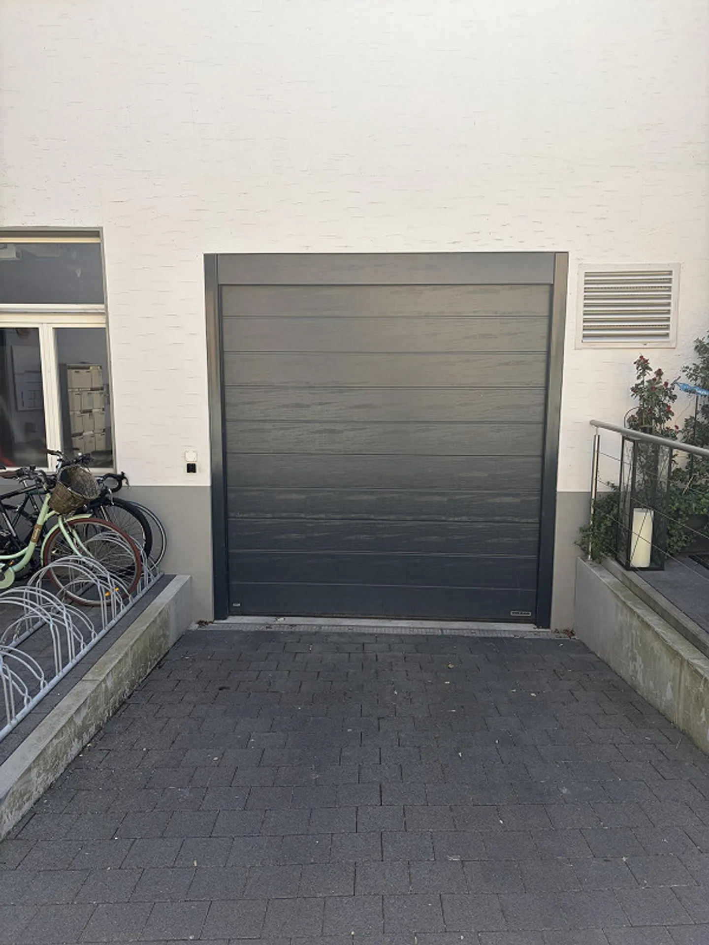 Vielseitige Gewerberäume in Hergiswil - Foto 2 von 12