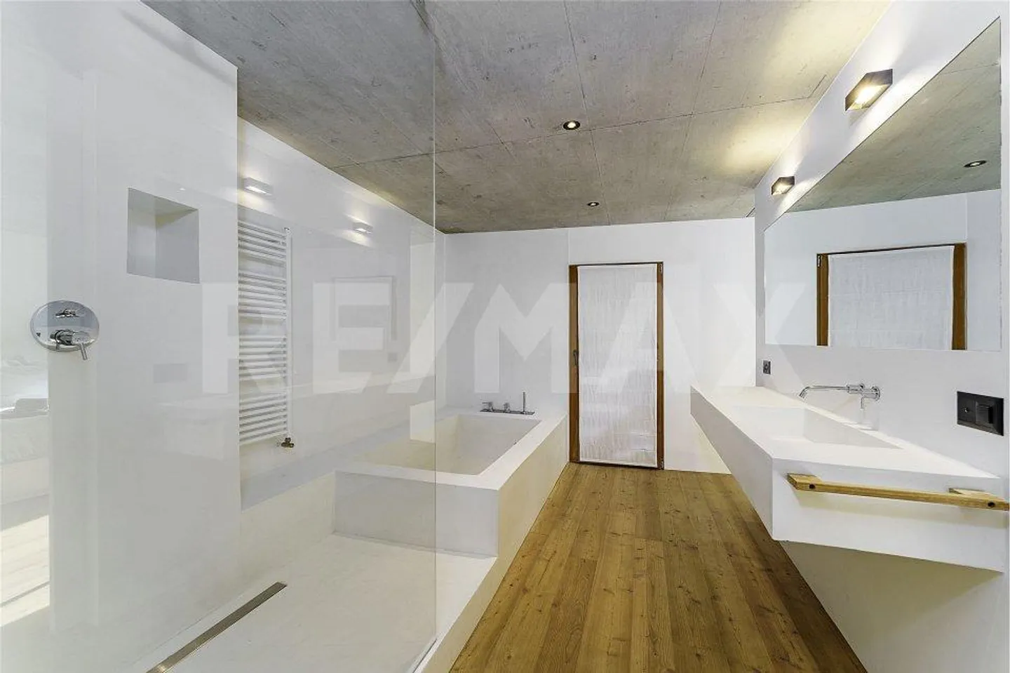Incredibile proprietà autofinanziata - può essere venduta come seconda casa - Foto 13 di 13