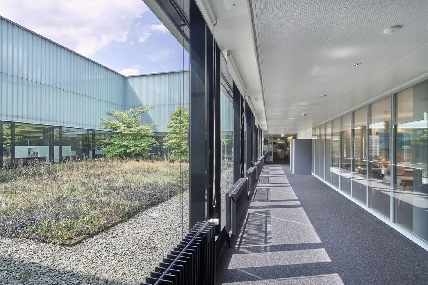 Attractive Office Spaces in Sihlcity Zurich - Workplace with Comprehensive... - Photo 5 of 6