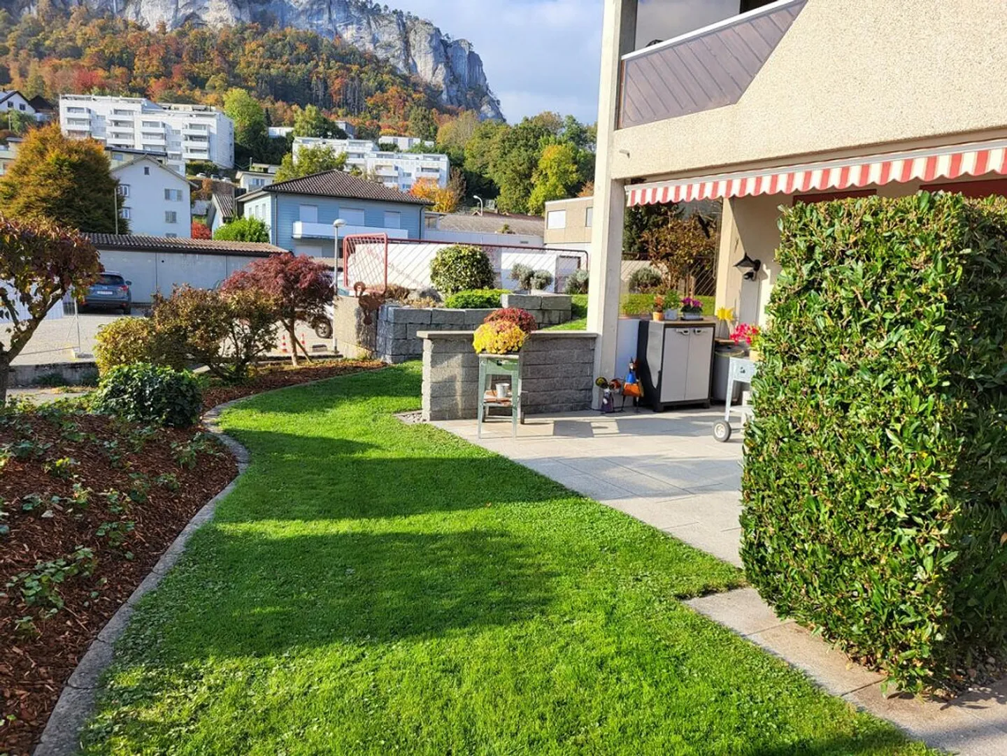 Bright 4.5-room garden apartment with sunny terrace - Photo 4 of 13