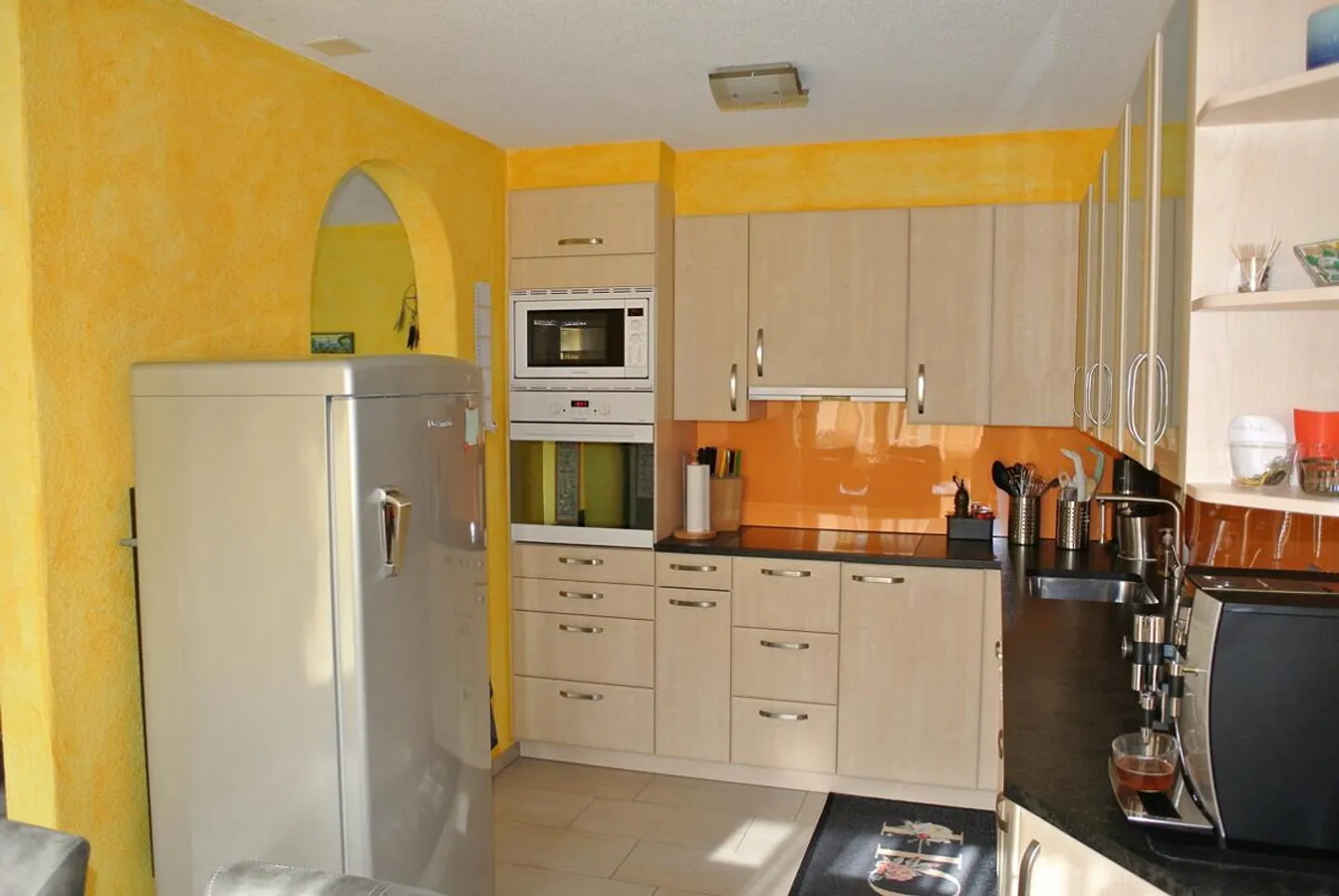 Bright 4.5-room garden apartment with sunny terrace - Photo 9 of 13