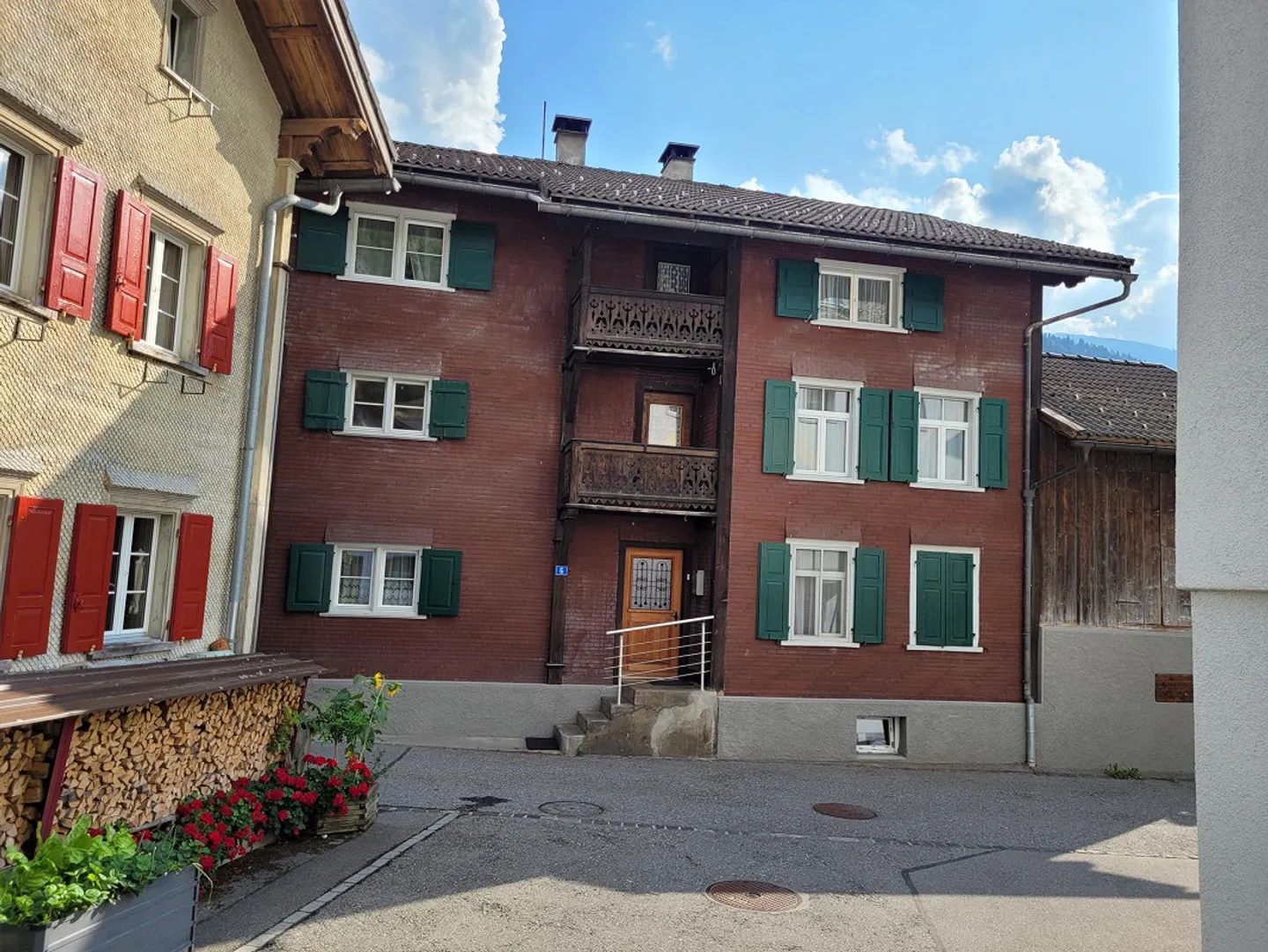 Charmante Dachwohnung in Küblis - Foto 1 von 14