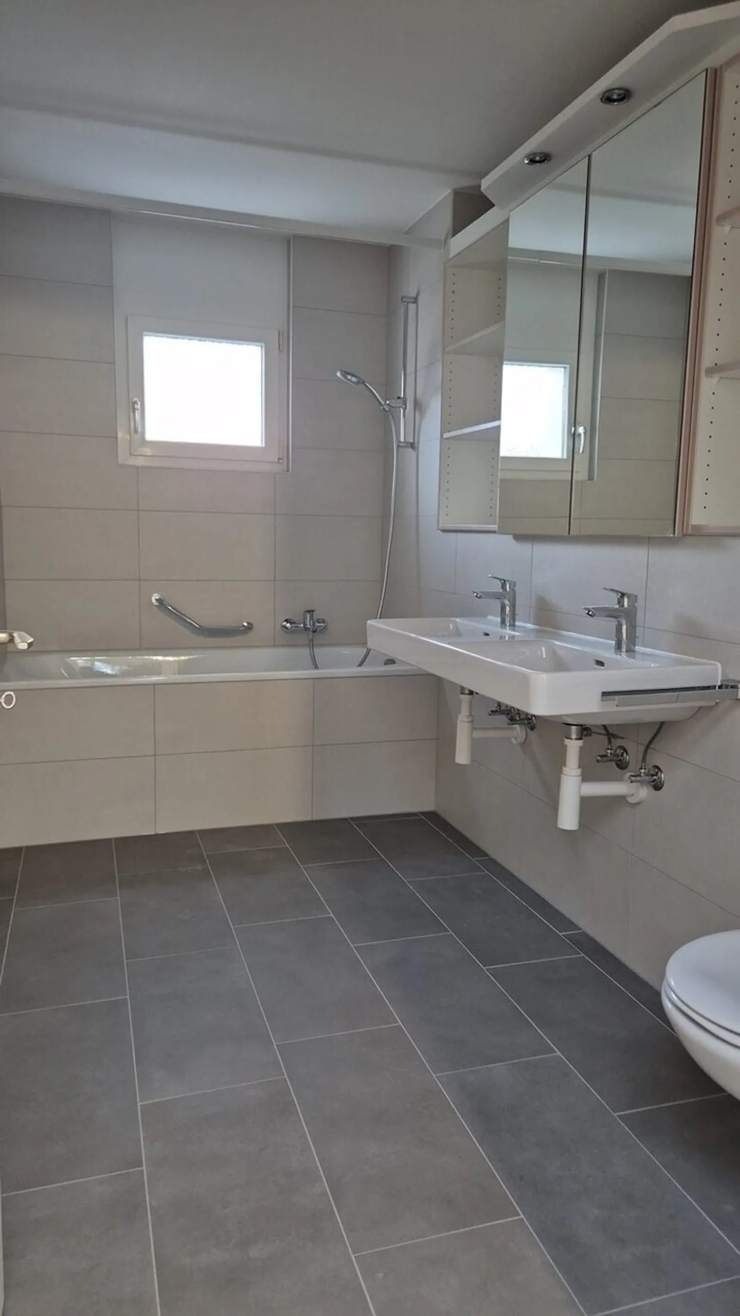 Superb penthouse fully renovated - Photo 6 of 9