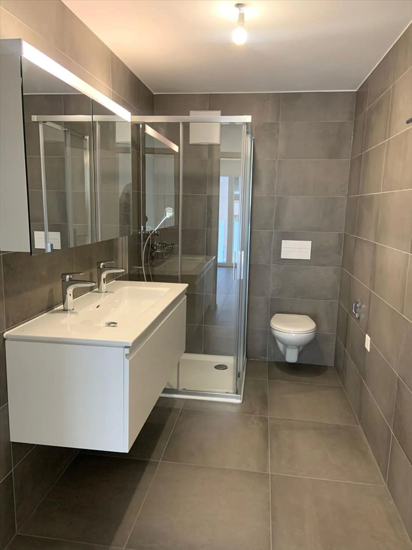 Appartement à louer - Photo 6 sur 10